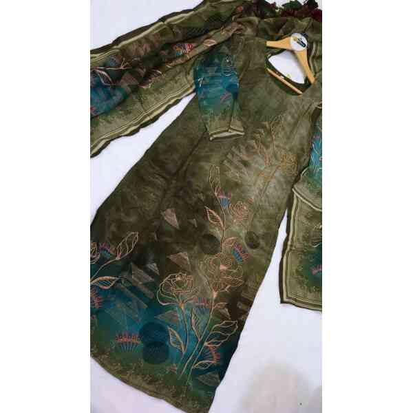 Kurta pant with Dupatta - Image 5