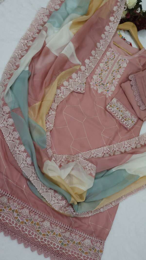 Kurta Pant with Dupatta - Image 5