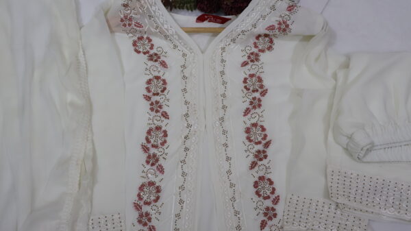Off White Co-Ords Set - Image 2