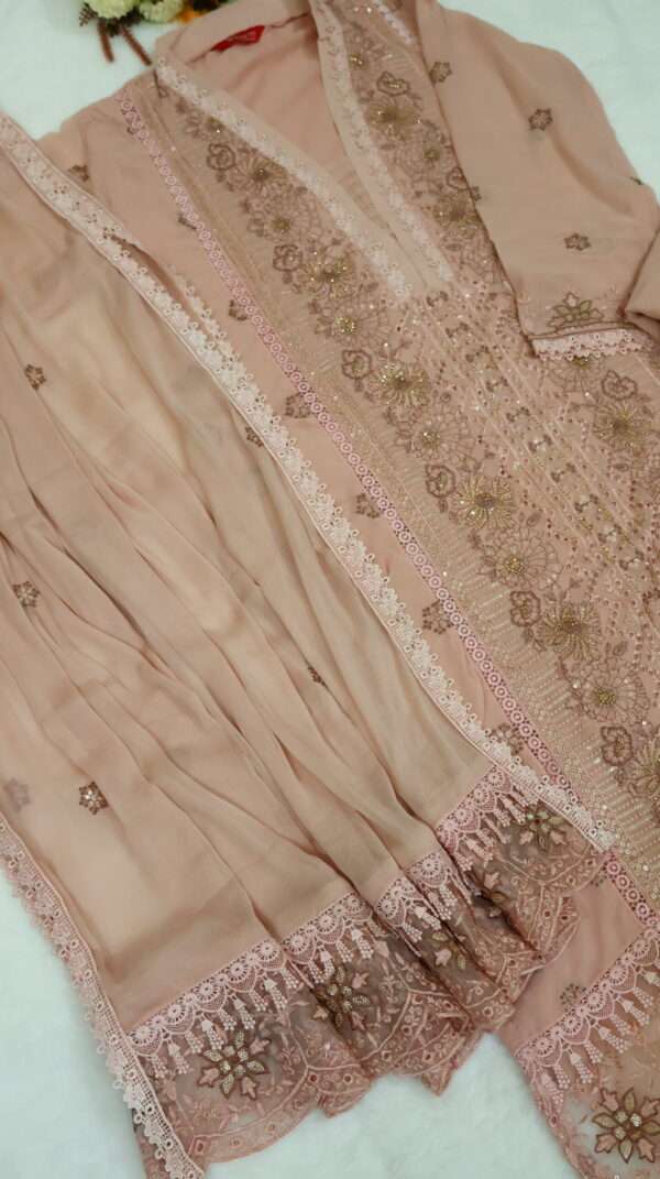 Dusty Pink Pakistani Kurta Set - Image 4